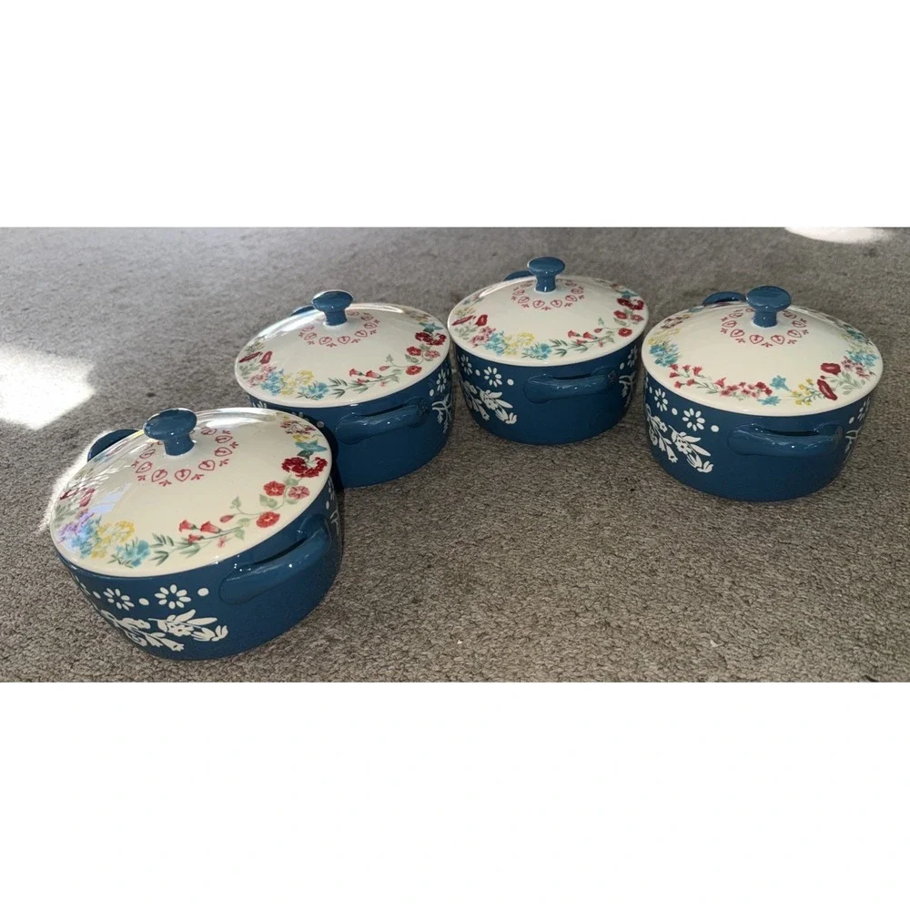 Lot Of‎ (4) Pioneer Woman Fancy Flourish Mini Cocotte with Lid 16 oz 4.5